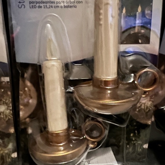 GE StayBright 2 pack 6 Inch battery operated LED flickering tree candles 6 Piece - Picture 6 of 12